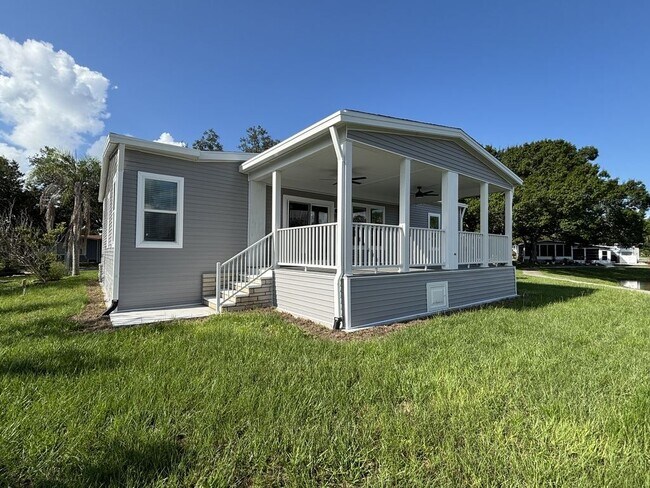 Building Photo - 19419 Tarpon Woods Ct