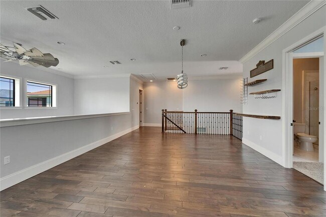 Building Photo - 6116 Lagomar Ln