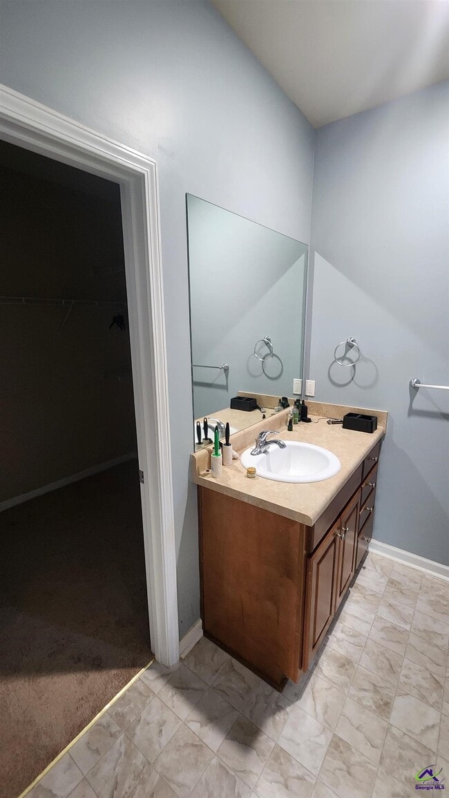 Building Photo - 4651 Griffin Dr