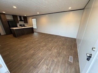 Building Photo - 111 Palomino Dr