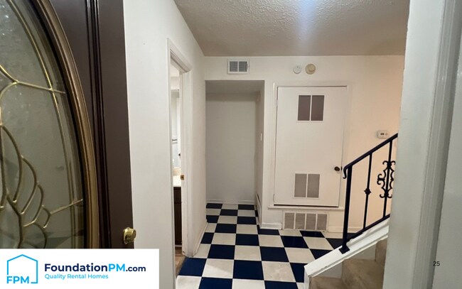 Building Photo - 3661 Haughton Ln