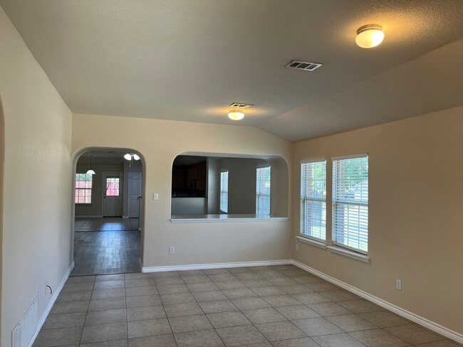 Building Photo - 209 Serenade Ln