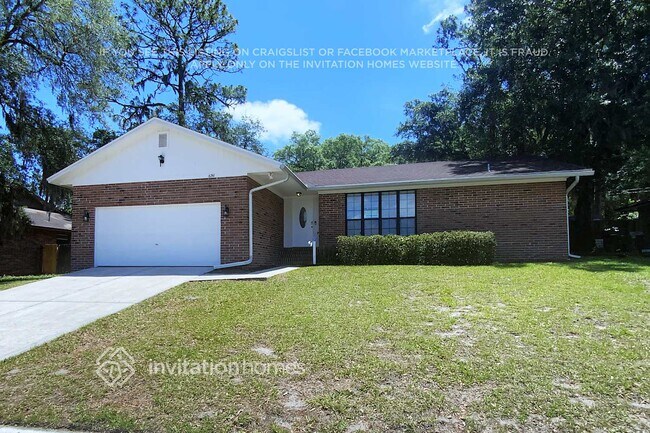 Building Photo - 6241 Cranberry Ln E