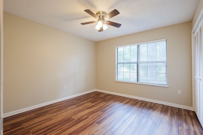 Building Photo - Great home in Wood Valley!