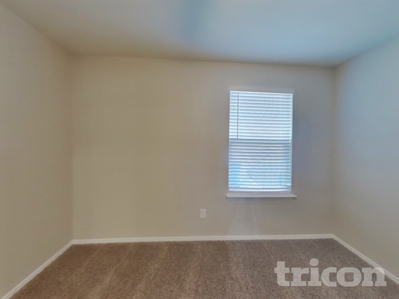 Building Photo - 1023 Spofford Dr