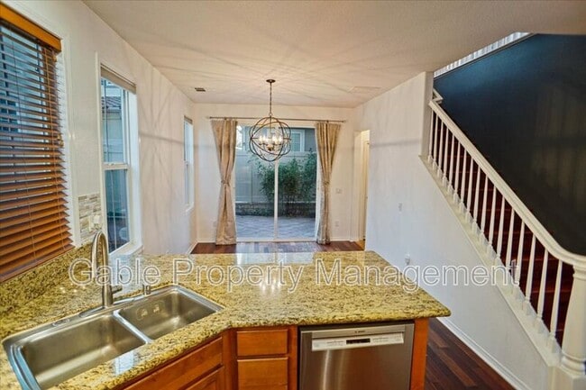 Building Photo - 20420 Victory Ct