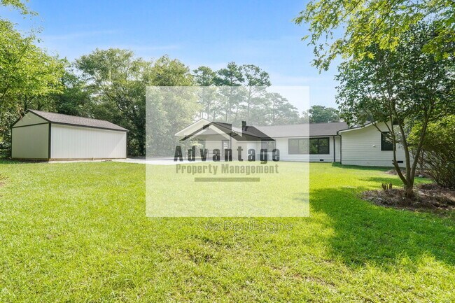 Building Photo - 1099 Pine Valley Rd