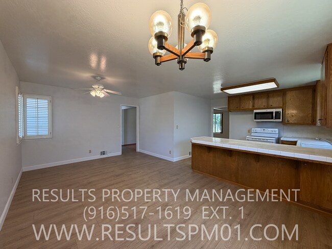 Building Photo - Nice Citrus Heights 4 Bedroom Home
