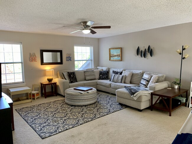 Building Photo - 4301 Lavaca Dr