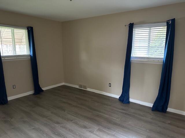 Building Photo - 18547 Hillcrest St