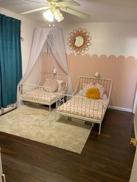 Building Photo - 110 Hastings Ct