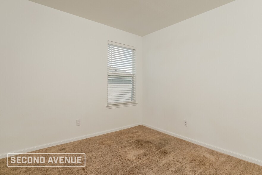 Building Photo - 2950 Forsyth Cyn