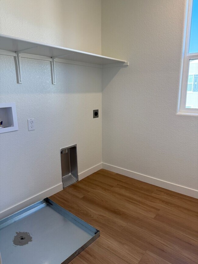 Building Photo - 2914 Skyward Ln
