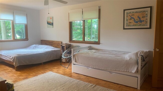 Building Photo - 32 Culross Dr