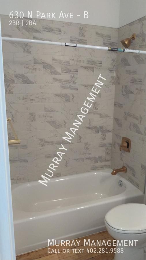 Building Photo - 630 N Park Ave