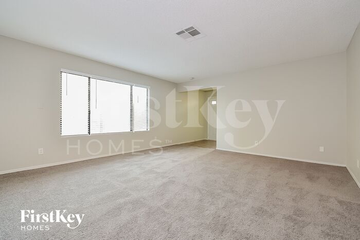 Building Photo - 1335 Clagett Ln