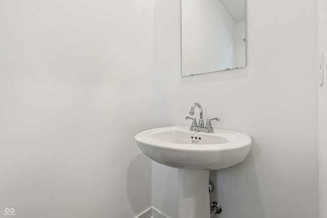 Building Photo - 4544 Nokes Pl