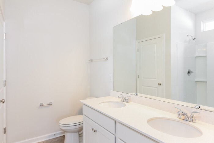 Building Photo - 192 Dorian Lp