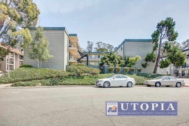 Building Photo - Ocean Views! 2 bd/ 1.5 bath condo w/ Commu...