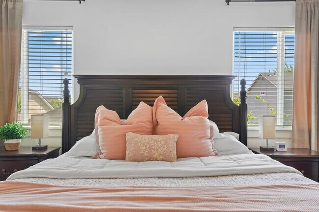 Building Photo - 11230 Silver River Loop