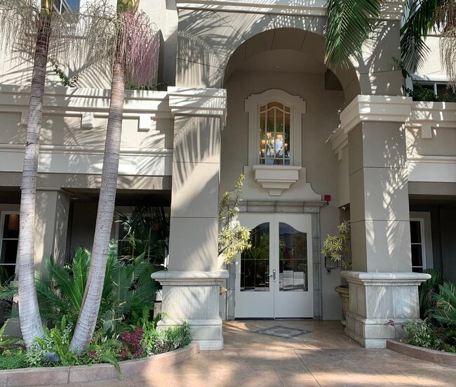 Building Photo - 4060 Glencoe Ave