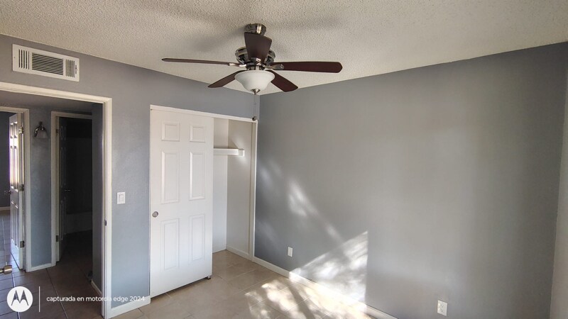 Building Photo - 7038 W Fillmore St