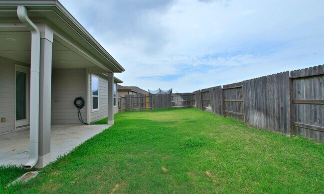 Building Photo - 20622 Teakwood Fields Ln