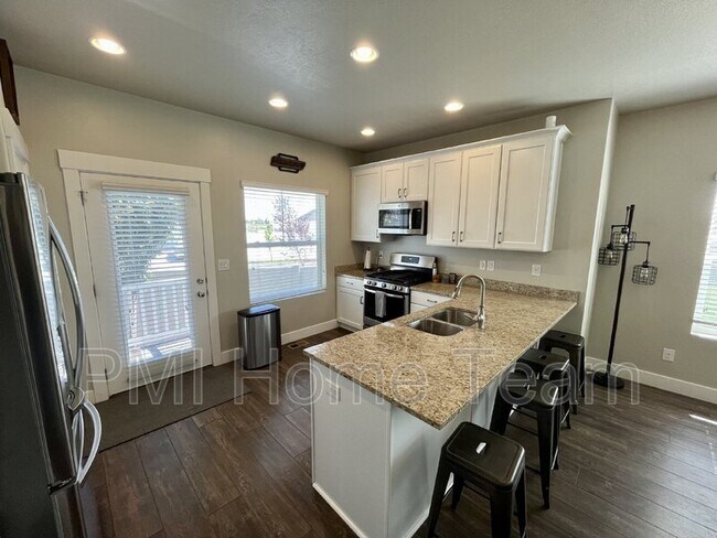Building Photo - 3789 Hooded Crane Ln