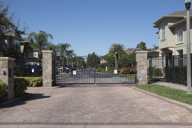 Building Photo - Pinellas Park, Gated Townhome Community 3/2.5/2CG