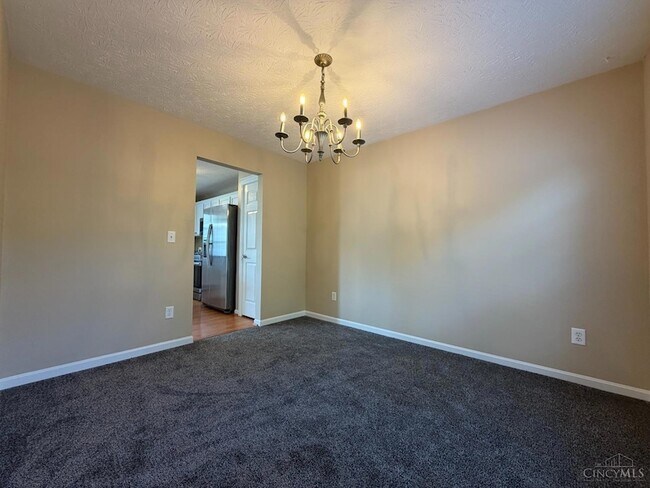 Building Photo - 7801 Livingston Dr