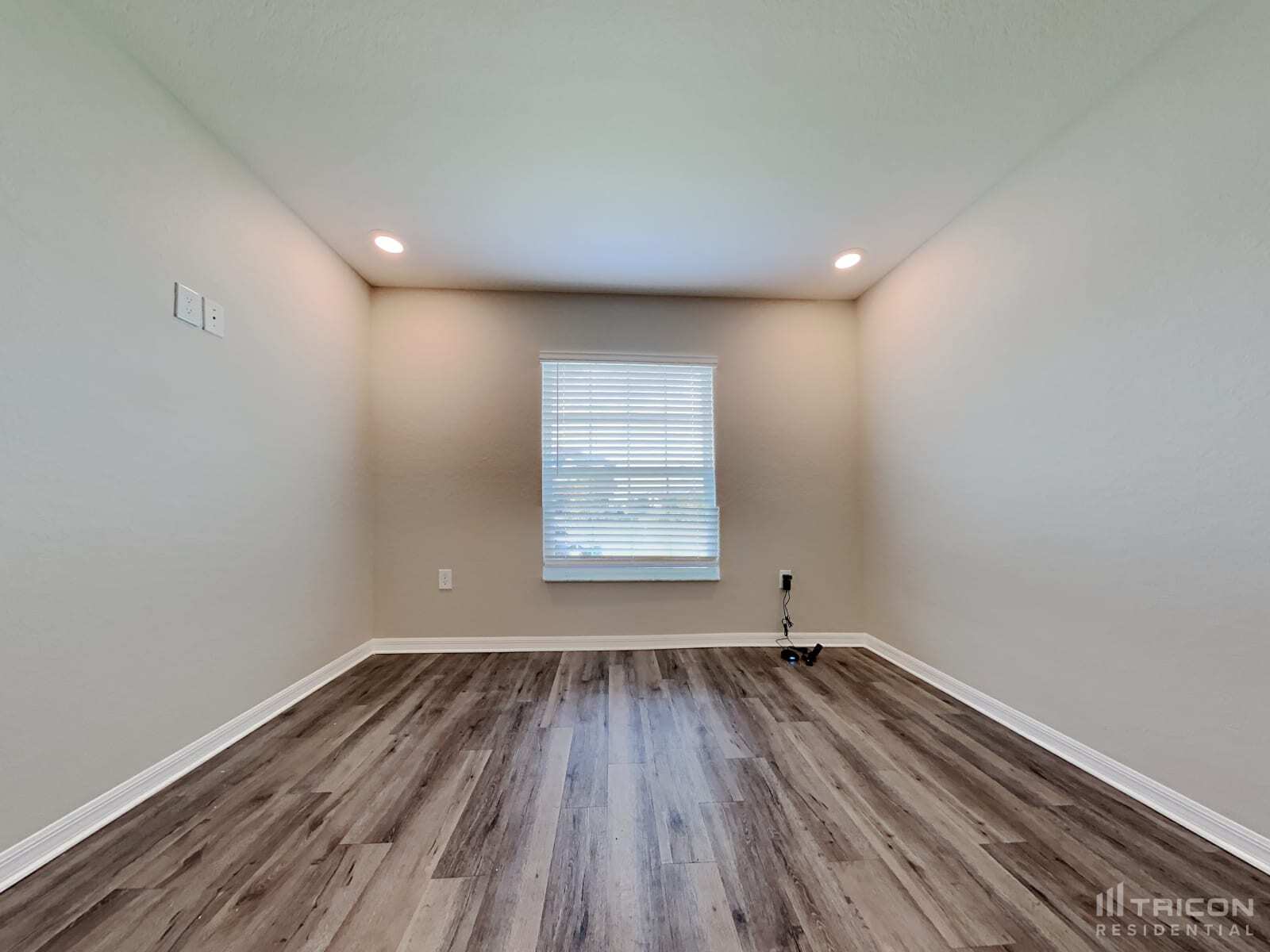 Building Photo - 3942 White Ibis Rd