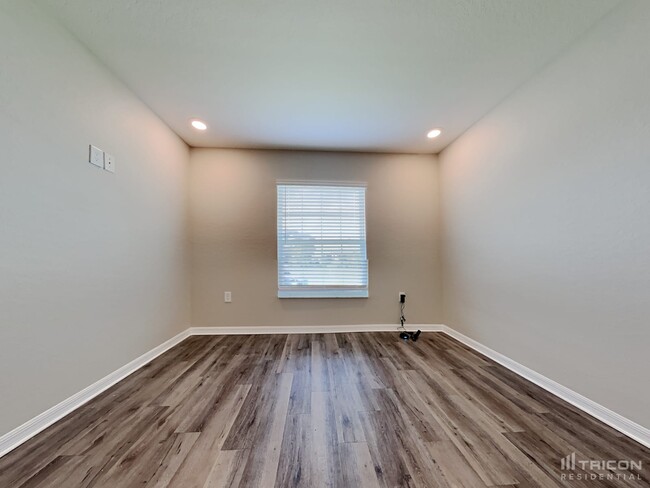 Building Photo - 3942 White Ibis Rd
