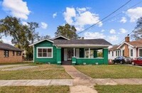 Building Photo - Cozy and Newly Renovated 3 Bedroom 1 Bath ...