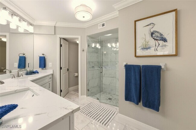 Building Photo - 9103 Vanderbilt Dr