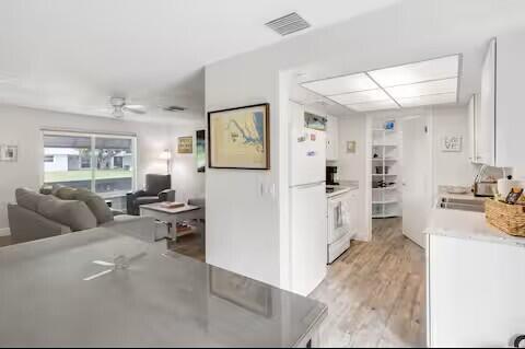 Building Photo - 1519 Treemont Ave