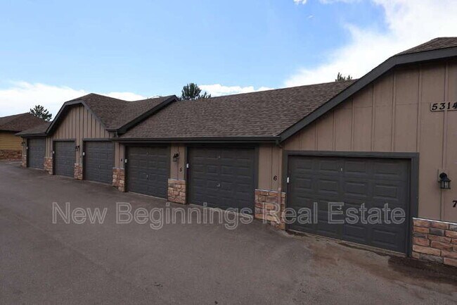 Building Photo - 5313 Palomino Ranch Point