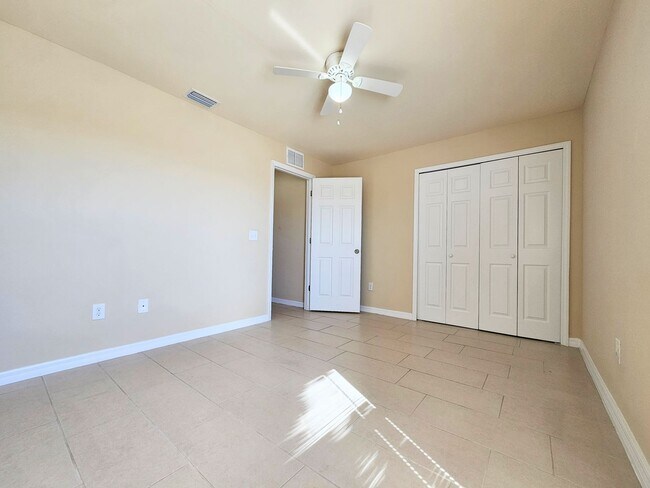 Building Photo - Charming 3BR/2BA