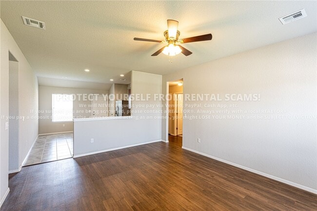 Building Photo - 400 W Fitchberg St