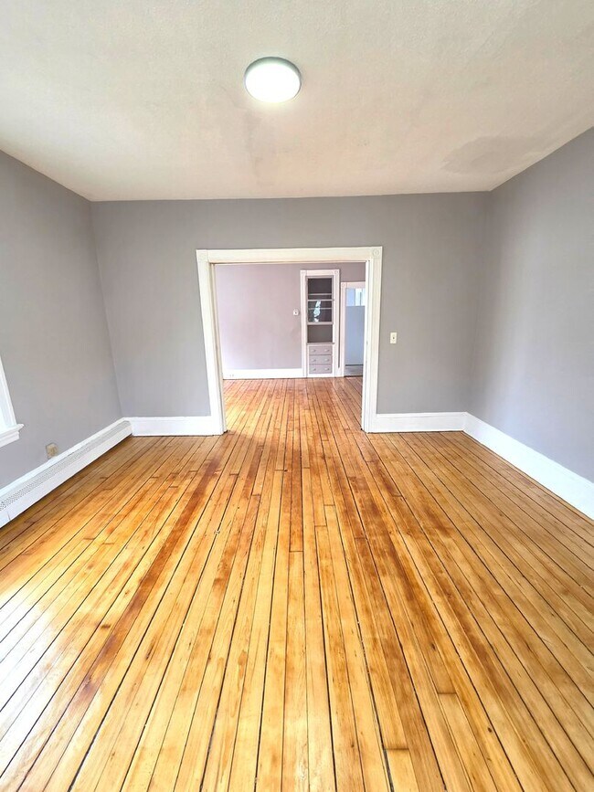 Building Photo - 90-92 Boutwell Street