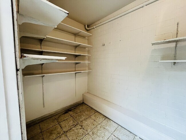 Building Photo - 5041 N 40th Ave