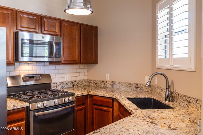 Building Photo - 1531 S Longspur Ln