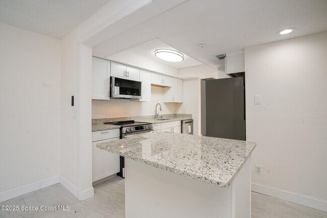 Building Photo - 3444 Partridge Ct