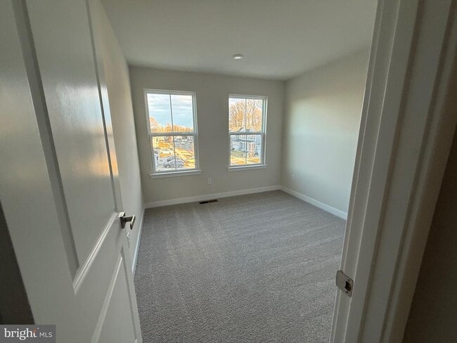 Building Photo - 4337 Reusch Cir