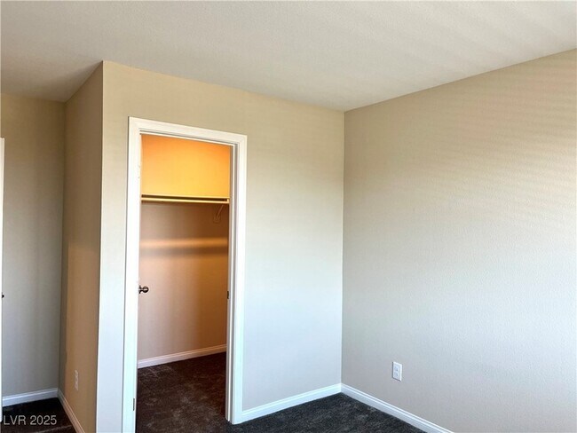 Building Photo - 8819 Burray St