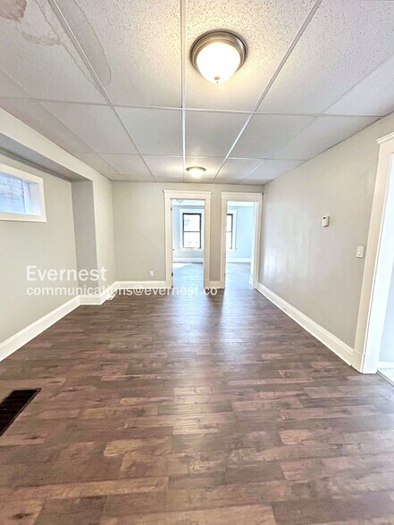 Building Photo - 1807 Denison Ave