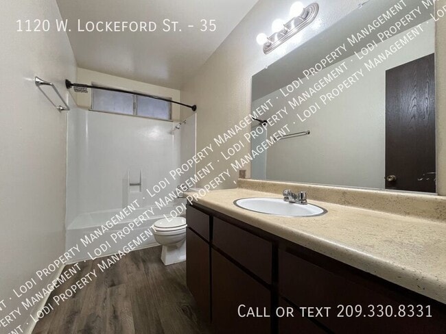 Building Photo - 1120 W Lockeford St
