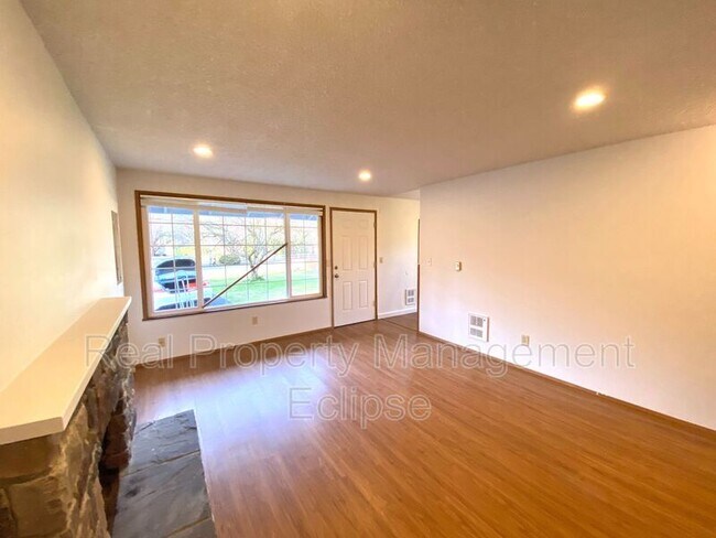 Building Photo - 4118 Jewell Rd