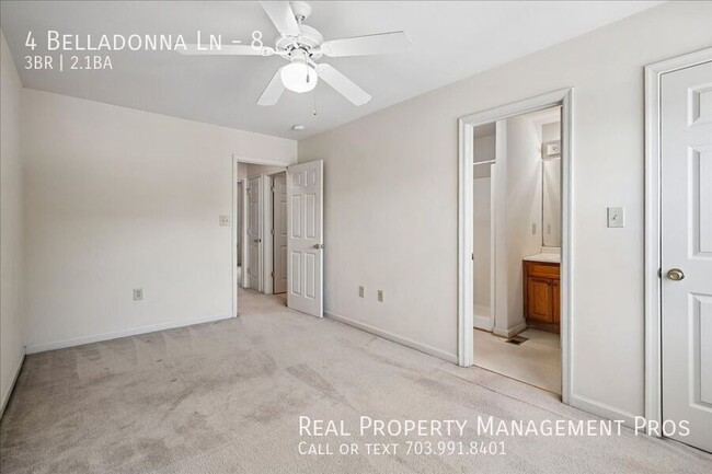 Building Photo - 4 Belladonna Ln