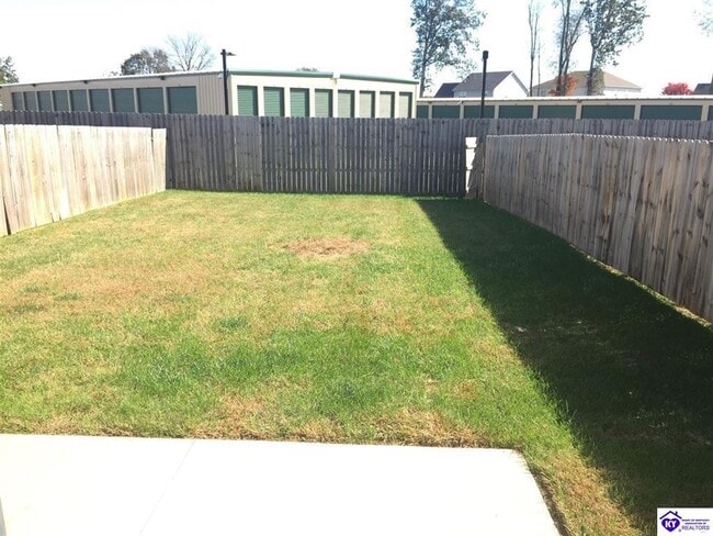 Building Photo - 156 Vineland Pl Dr