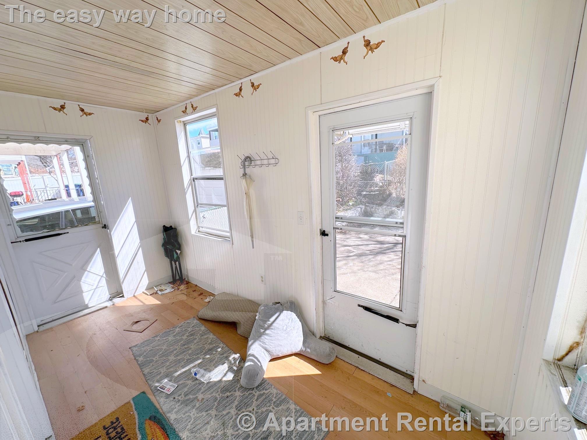 Building Photo - 149 North St